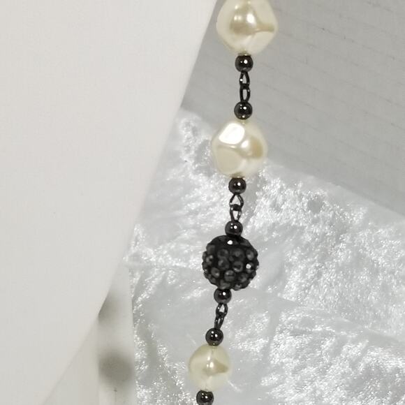 LC faux pearl black rhinestone ball 34" necklace 1.1635 2" e - Picture 3 of 14